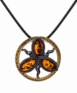 Enchanted Pendant C2GQUR