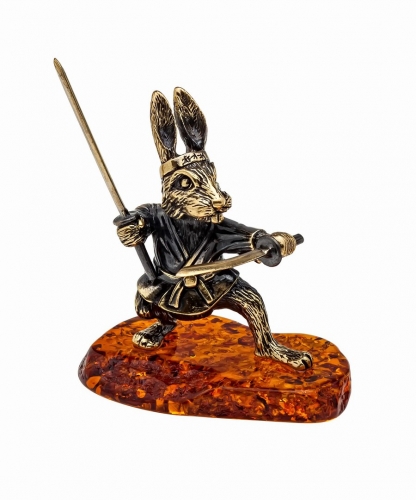 Hare Samurai with swords 1RFOJ3