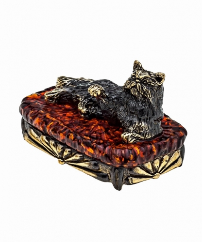 Cat Styopka on the ZEGGHV ottoman