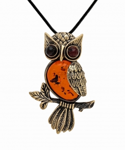 Pendant Owl on a branch Night WKR7T4