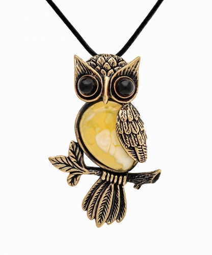 Pendant Owl on a branch Night WKR7T4