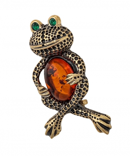 The Frog Brooch meditates JAWS4P