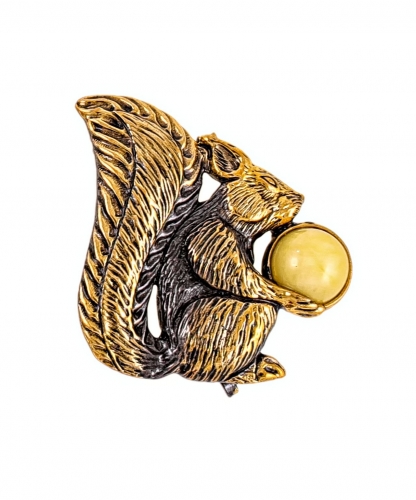 Brooch Squirrel with nuts UAUS4E