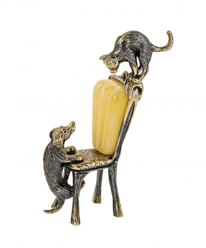 Dog Dachshund and Cat on chair P9IZOR