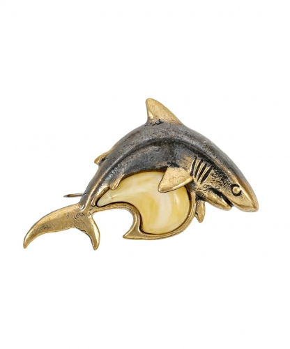 Brooch White Shark TT7W1Q