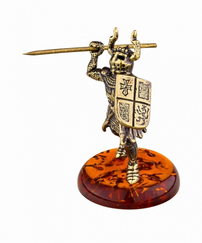 Knight with a spear XTLBEY